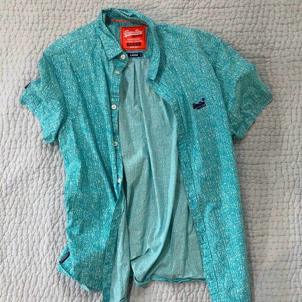Super Dry Button Down Shirt M